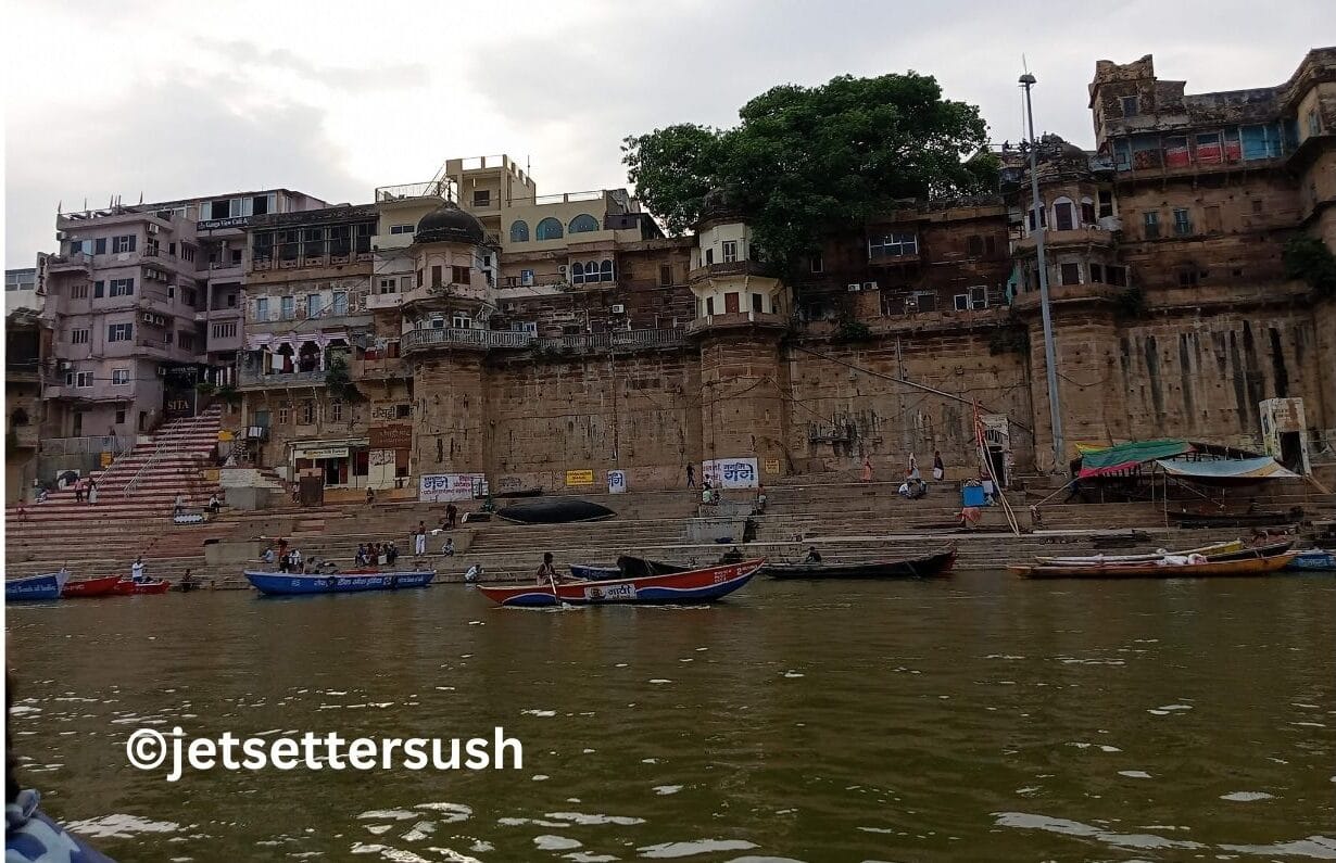 Image of a ghat in Varanasi
