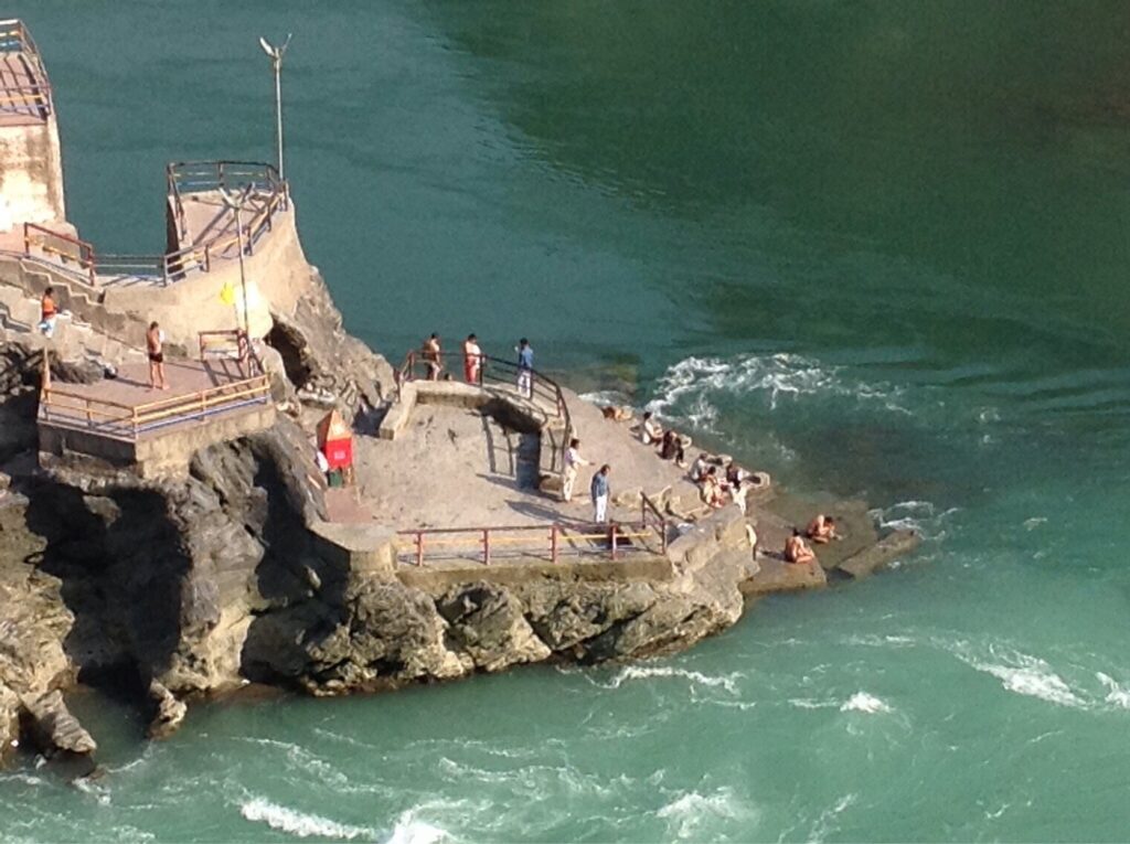 Bathing ghat in Devprayag Sangam