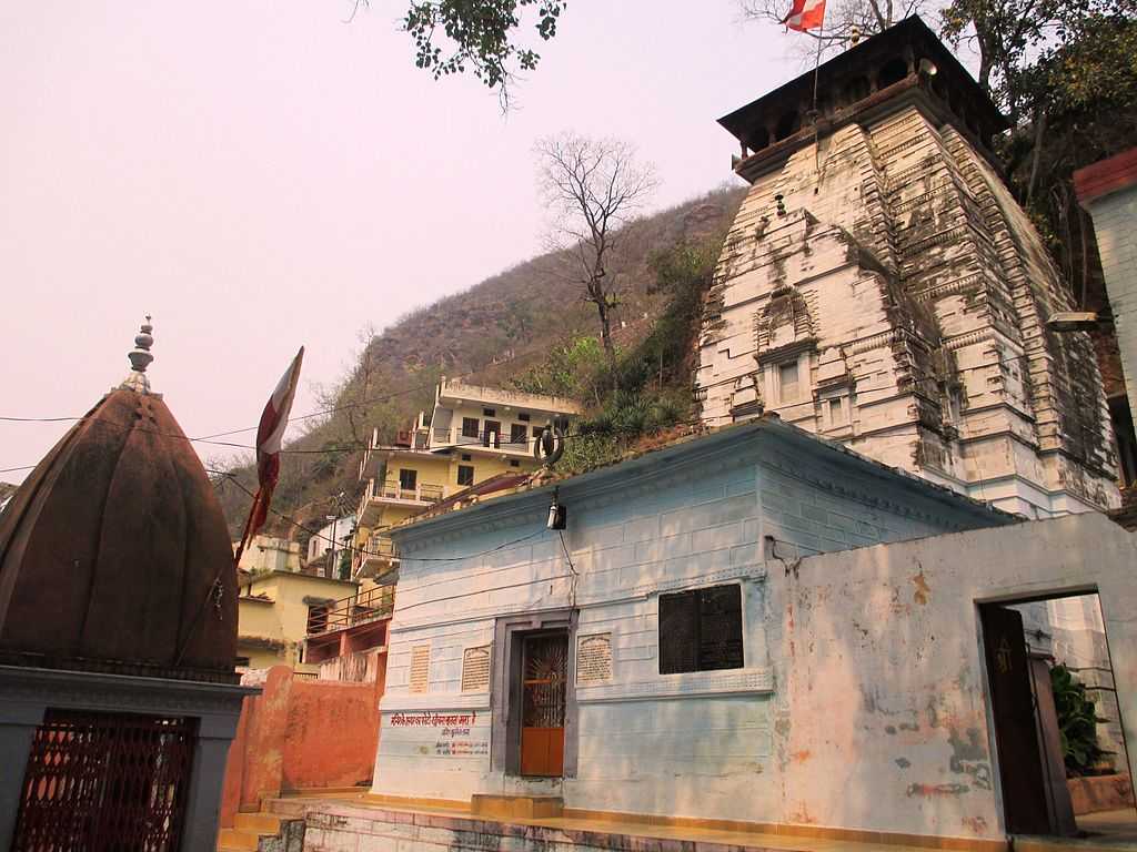 Raghunathji Temple in Rishikesh